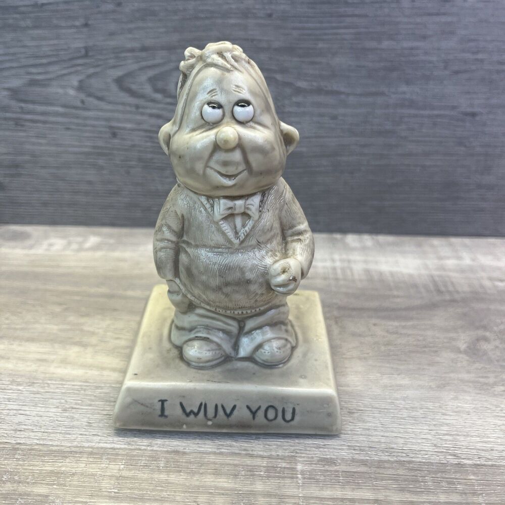 Russ Berrie & Co Sillisculpt I Wuv You Vintage 70s Figurine USA